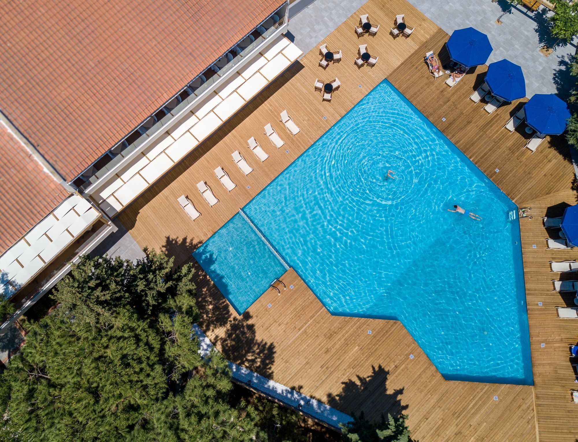 Hotel Zoe Hotel, Trypiti